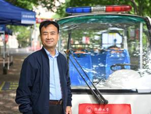 70e059ea6004312656d9ab348ba1ef4