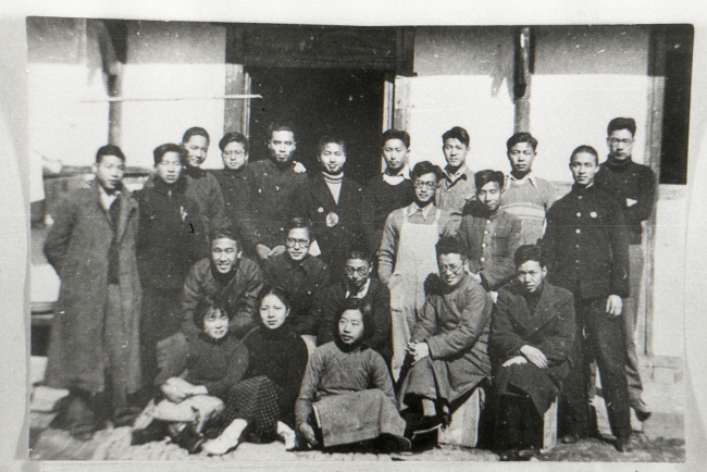 1938年，同济师生在金华参加抗日救亡活动时合影